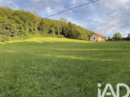 vente terrain 810 m² à lons-le-saunier (39000)  49 000 €