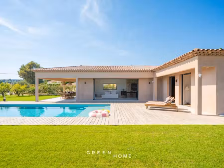 vente maison 5 pièces 190 m² à la cadière-d'azur (83740)  2 080 000 €