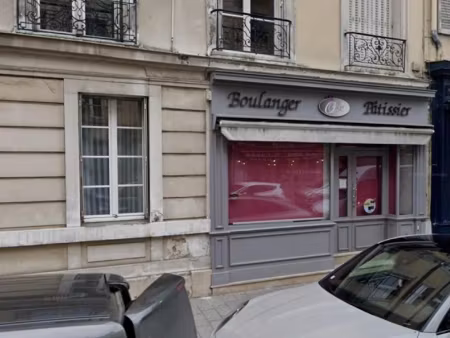 location locaux professionnels 235 m² à versailles (78000)  6 667 €