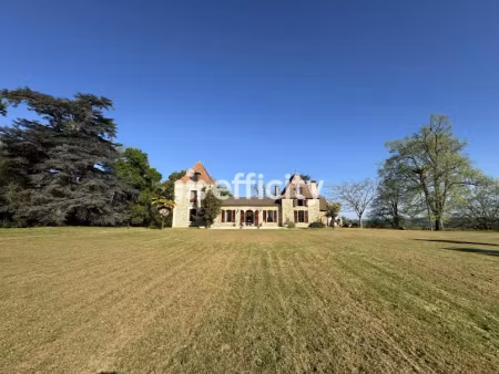 vente propriété 10 pièces 403 m² à garlin (64330)  1 250 000 €