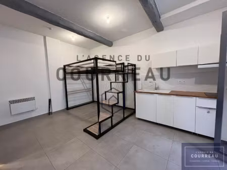 location appartement 1 pièce 21 m² à montpellier (34000)  490 €