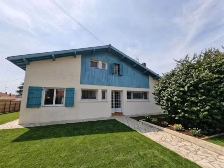 vente maison 6 pièces 144 m² à tartas (40400)  192 000 €