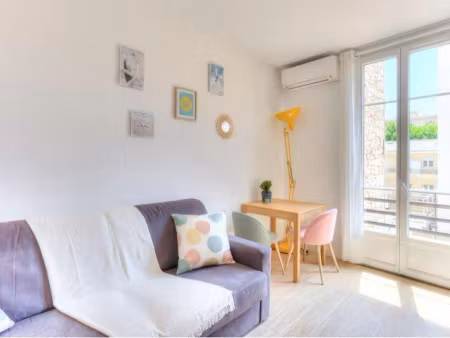 location meublée appartement 1 pièce 21 m² à nice (06000)  750 €