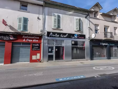 vente immeuble 6 pièces 130 m² à les avenières (38630)  100 000 €