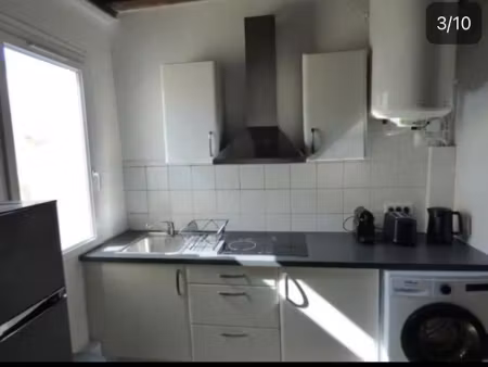 location meublée appartement 3 pièces 55 m² à avignon (84000)  700 €