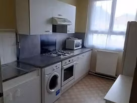 location meublée appartement 2 pièces 48 m² à grenoble (38000)  685 €
