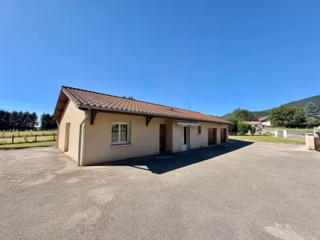vente maison 4 pièces 96 m² à treffort-cuisiat (01370)  250 000 €