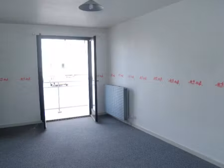 location appartement 1 pièce à talence (33400)  607 €