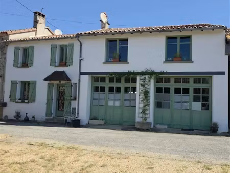 vente propriété 8 pièces 139 m² à droux (87190)  137 800 €