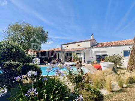 vente maison 5 pièces 132 m² à saint-palais-sur-mer (17420)  764 400 €