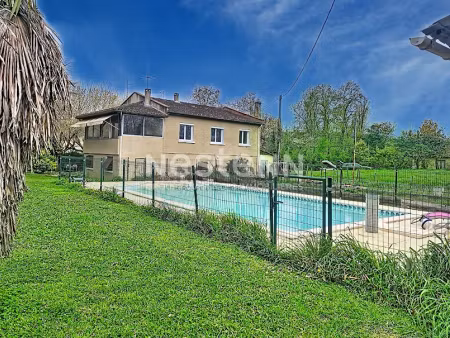 vente maison 10 pièces 180 m² à l'isle-de-noé (32300)  243 000 €