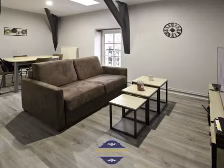 vente immeuble 6 pièces 160 m² à niort (79000)  370 000 €