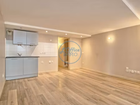 vente appartement 2 pièces 49.59 m² à toulon (83000)  116 600 €