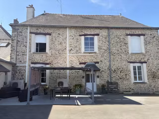 vente maison 8 pièces 175 m² à cuillé (53540)  275 600 €