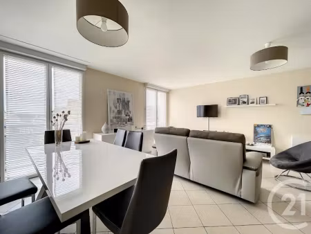 vente appartement 3 pièces 68.2 m² à larmor-baden (56870)  309 000 €