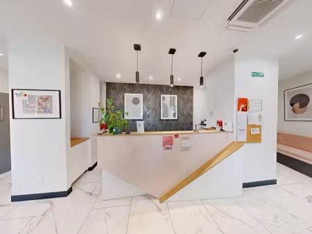 vente locaux professionnels 12 pièces 197 m² à libourne (33500)  950 000 €