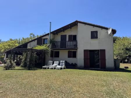 vente maison 8 pièces 136 m² à brossac (16480)  173 250 €
