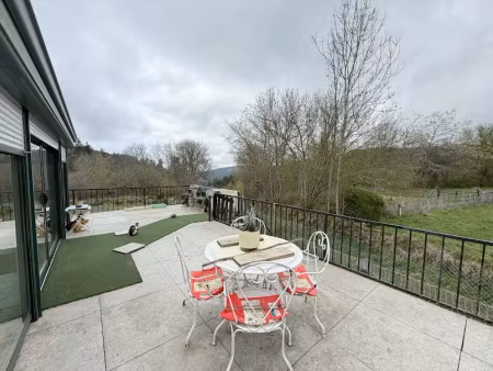 vente maison 4 pièces 130 m² à felines (43160)  225 000 €