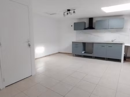 location appartement 2 pièces 31.5 m² à serignan (34410)  440 €