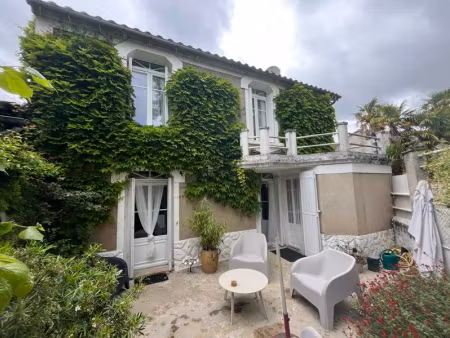 vente maison 5 pièces 112 m² à vars (16330)  153 700 €