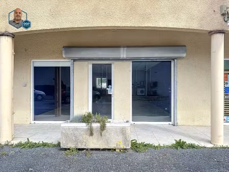 location locaux professionnels 1 pièce 66 m² à saint-sulpice (81370)  690 €