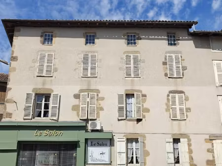 vente immeuble 6 pièces 360 m² à rochechouart (87600)  284 850 €