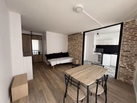 location meublée appartement 1 pièce 28.28 m² à cholet (49300)  450 €