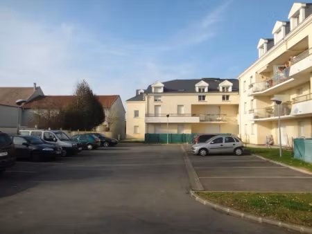 vente parking à vaujours (93410)  6 000 €