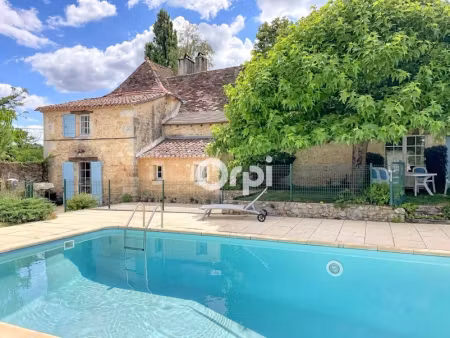 vente maison 4 pièces 159 m² à queyssac (24140)  290 000 €