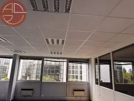 vente locaux professionnels 5 pièces 126 m² à blagnac (31700)  220 374 €