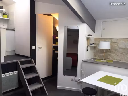 location meublée appartement 1 pièce 16.81 m² à la rochelle (17000)  550 €