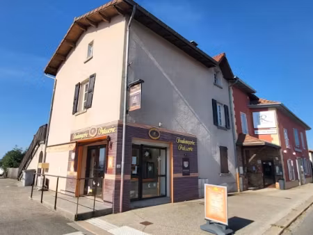 vente locaux professionnels à la tour-du-pin (38110)  39 000 €