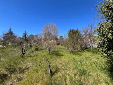 vente terrain 599 m² à vinon-sur-verdon (83560)  121 000 €