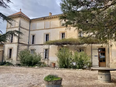vente château 6 pièces 300 m² à saint-saturnin-lès-apt (84490)  2 100 000 €