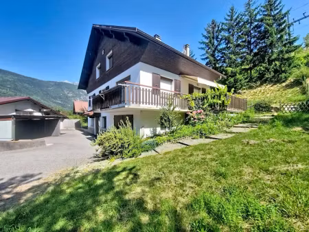 vente maison 9 pièces 205 m² à aigueblanche (73260)  393 750 €