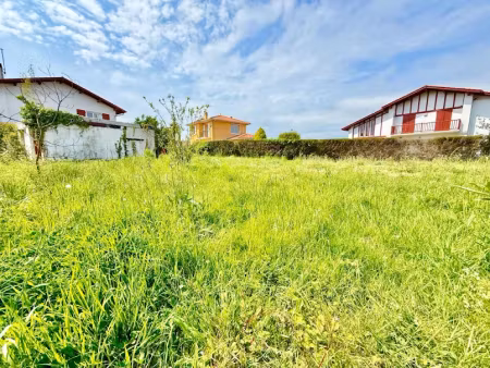 vente terrain 700 m² à anglet (64600)  950 000 €