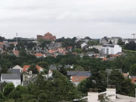 location appartement 2 pièces 33 m² à nantes (44000)  680 €
