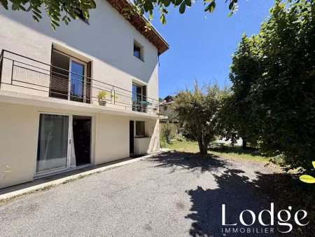 vente maison 5 pièces 130 m² à briançon (05100)  499 000 €