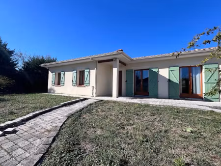 vente maison 4 pièces 150 m² à finhan (82700)  273 500 €