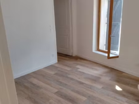 location appartement 2 pièces à guîtres (33230)  600 €