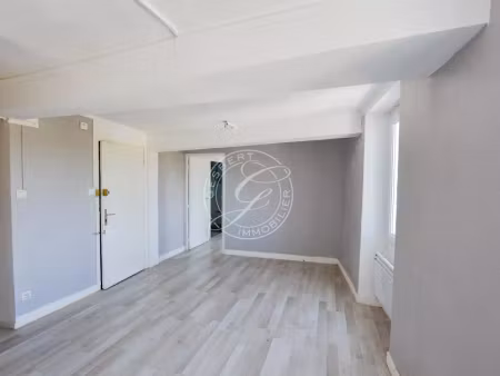 vente appartement 2 pièces 33 m² à flayosc (83780)  79 000 €