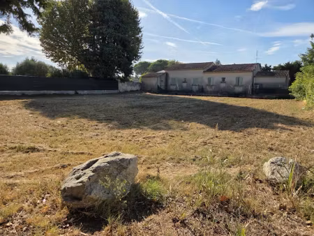 vente terrain 932 m² à rognonas (13870)  284 000 €