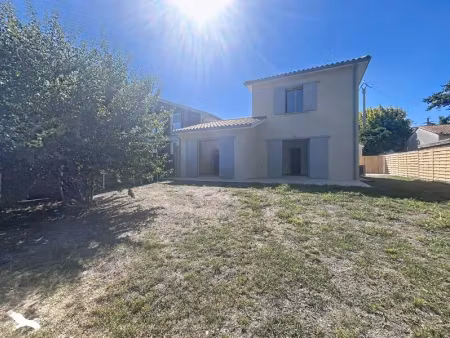 vente maison 4 pièces 87 m² à la brède (33650)  460 000 €