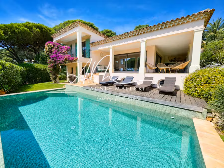 vente propriété 5 pièces 230 m² à la croix-valmer (83420)  4 250 000 €