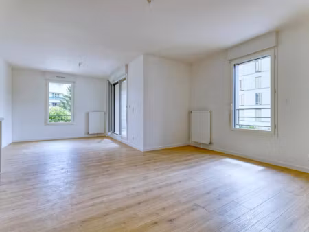 location appartement 2 pièces 46 m² à meudon (92190)  1 055 €