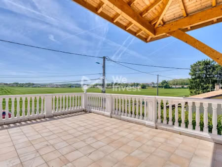 vente appartement 4 pièces 135.61 m² à chavanoz (38230)  233 000 €