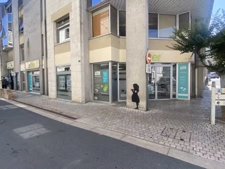 vente locaux professionnels 5 pièces 80 m² à saumur (49400)  195 300 €