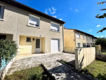 location maison 4 pièces 81.38 m² à perigueux (24000)  753 €