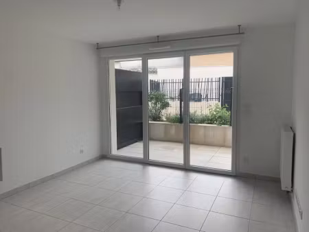 location appartement 1 pièce 26 m² à montpellier (34000)  548 €