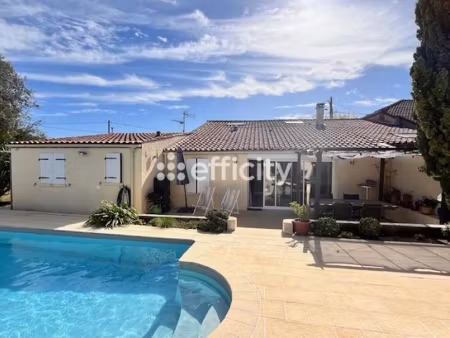 vente maison 5 pièces 156 m² à meschers-sur-gironde (17132)  377 500 €